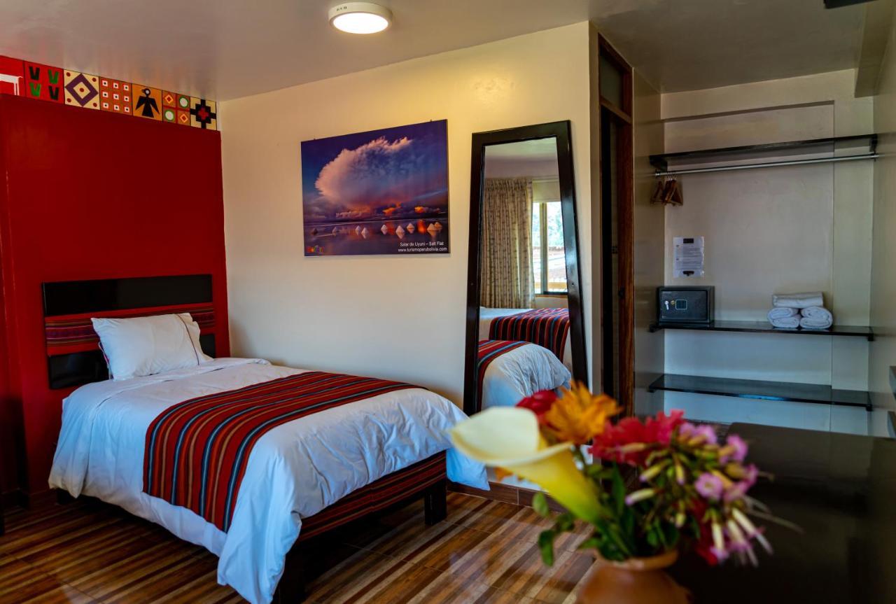 Hotel Tierra Inka Sacred Valley Ollantaytambo Exterior photo