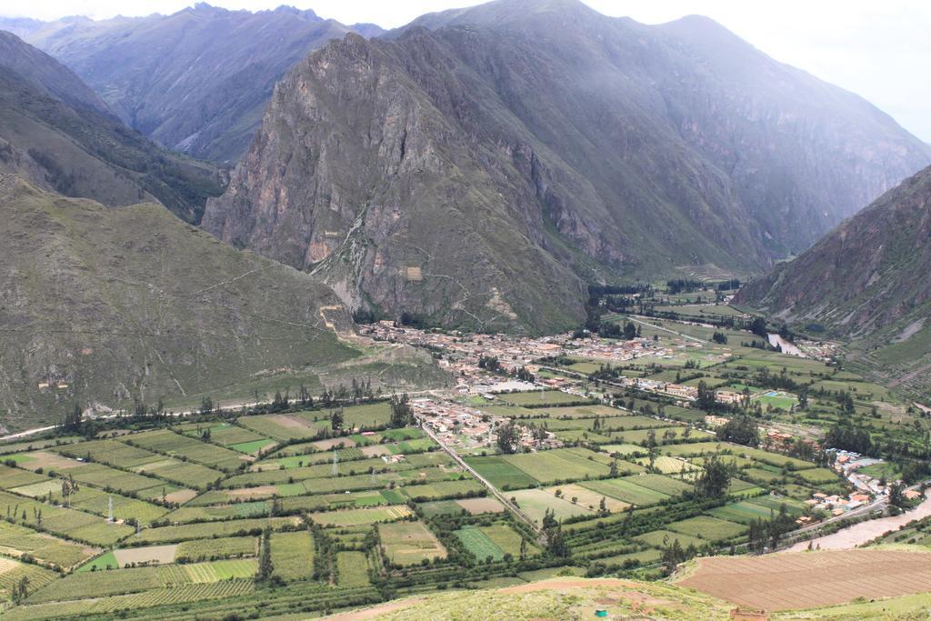 Hotel Tierra Inka Sacred Valley Ollantaytambo Exterior photo